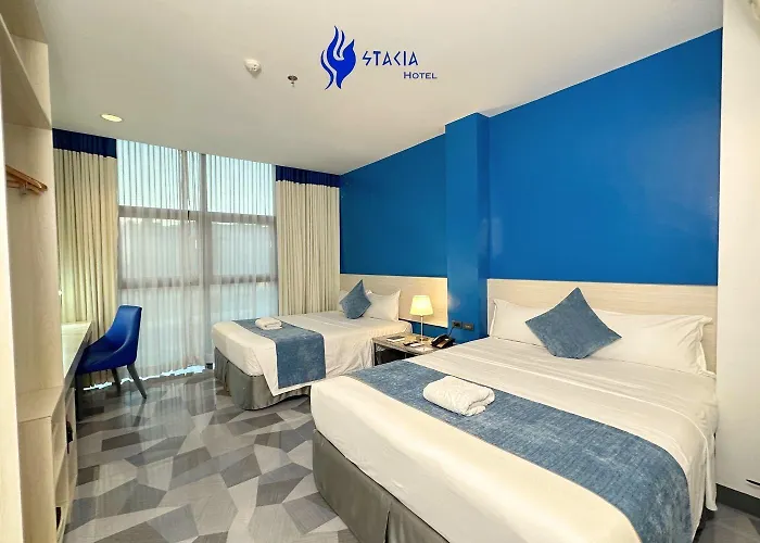 Stacia Hotel 3*