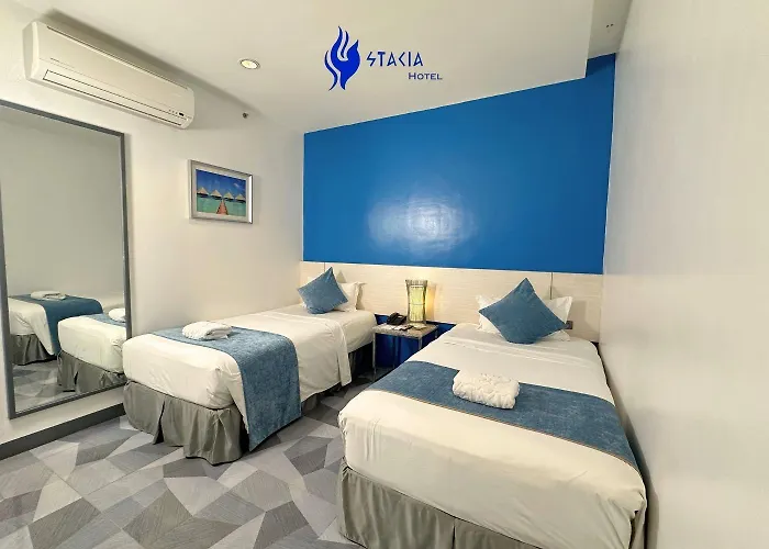 Stacia 3*